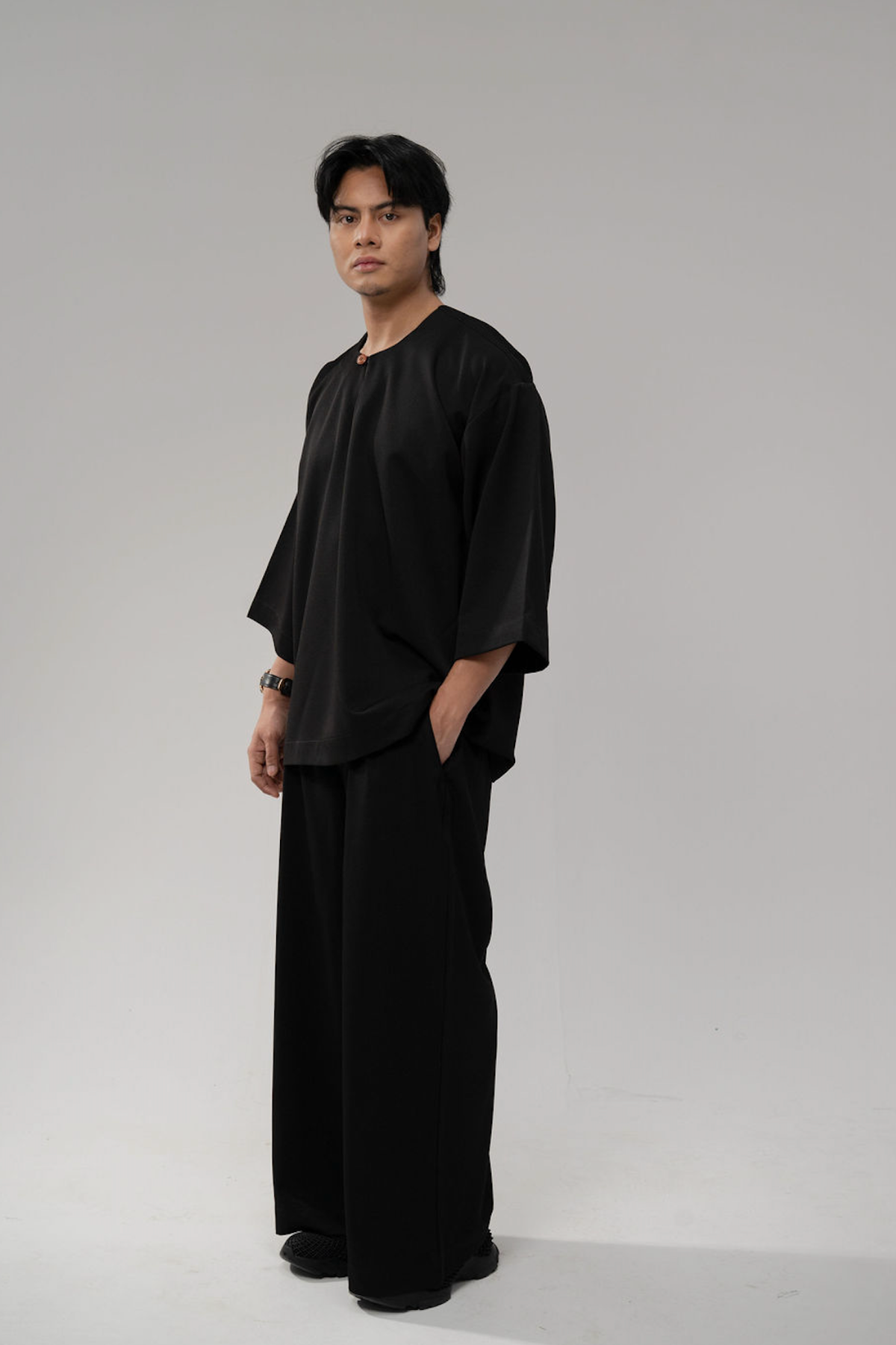 Bentara Baju Melayu in Black