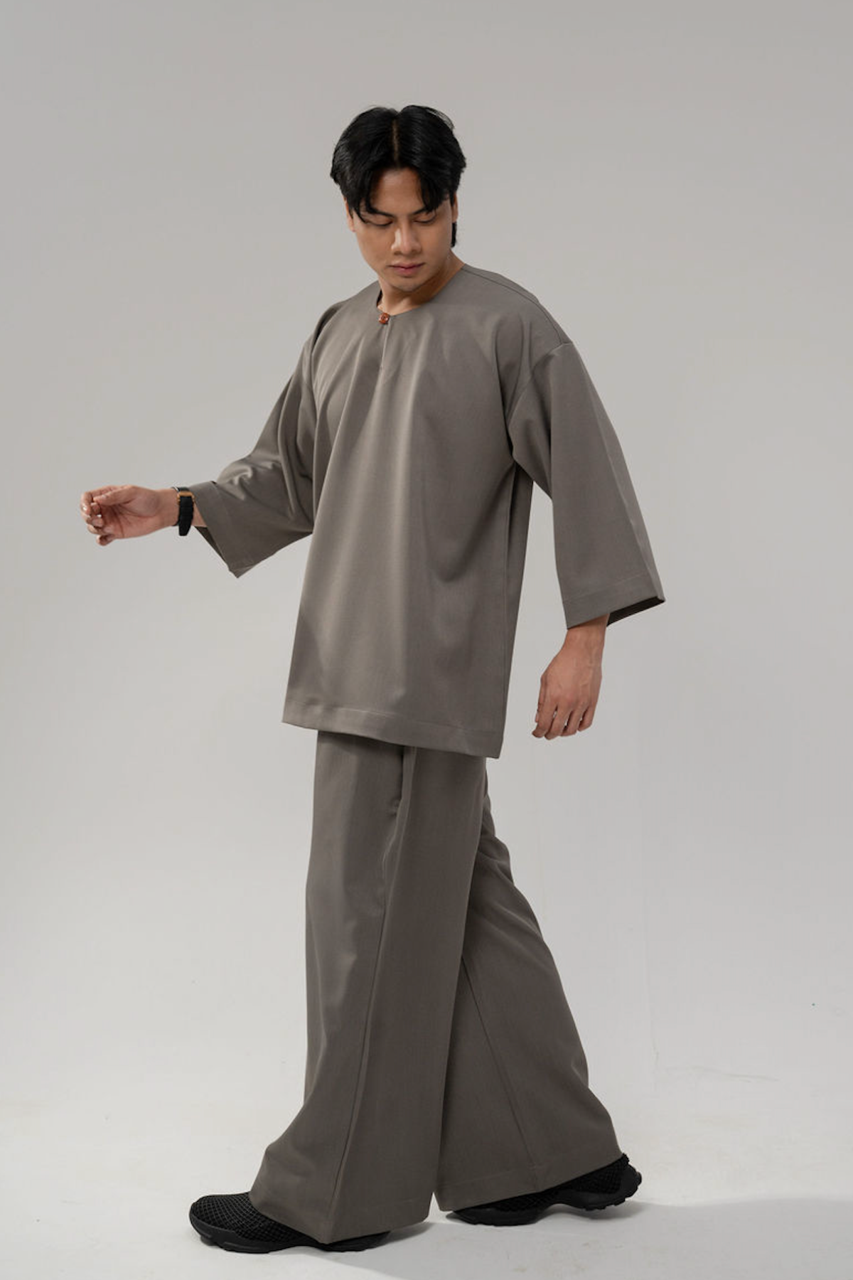 Bentara Baju Melayu in Graphite Grey