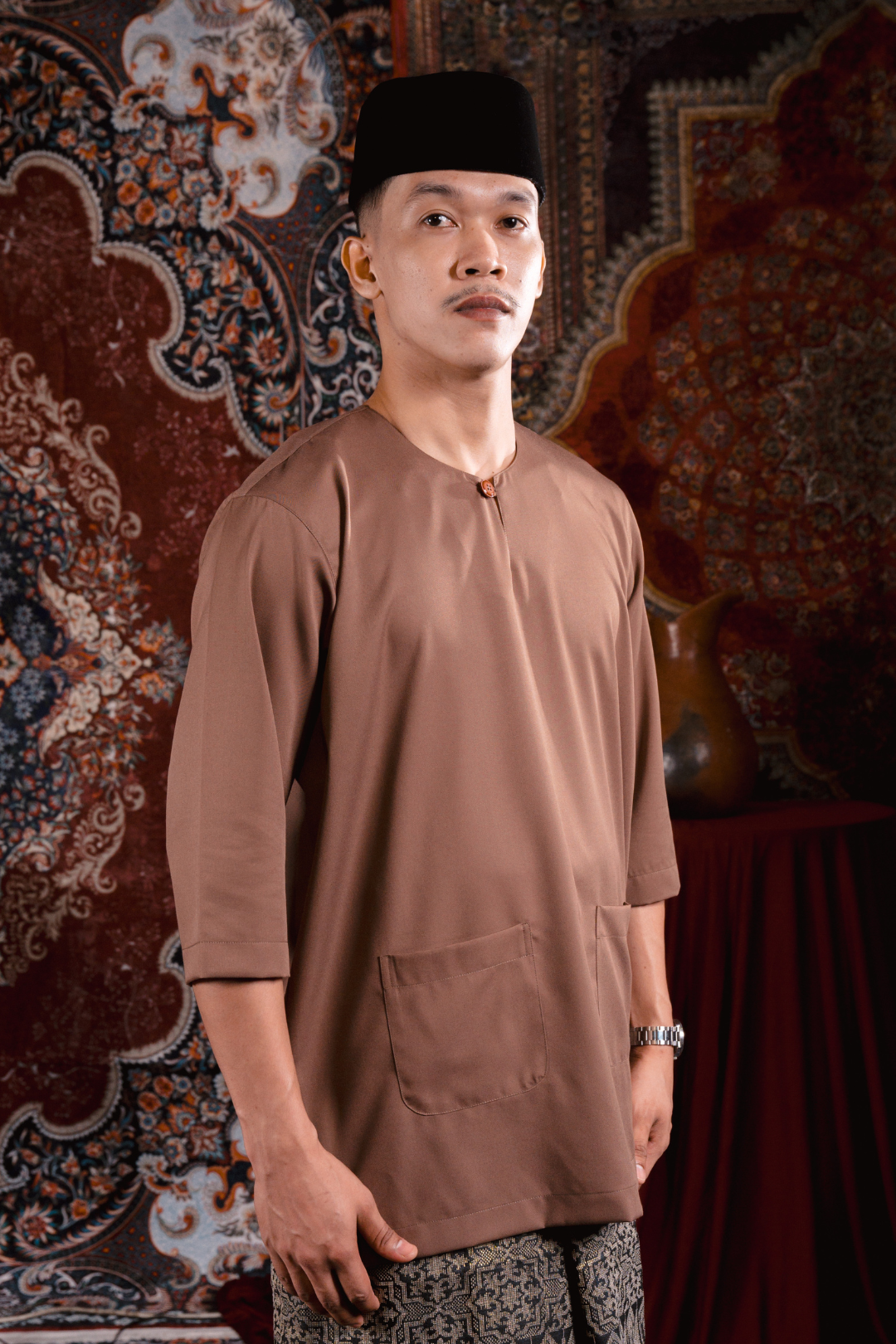 Satria Baju Melayu in Rich Brown