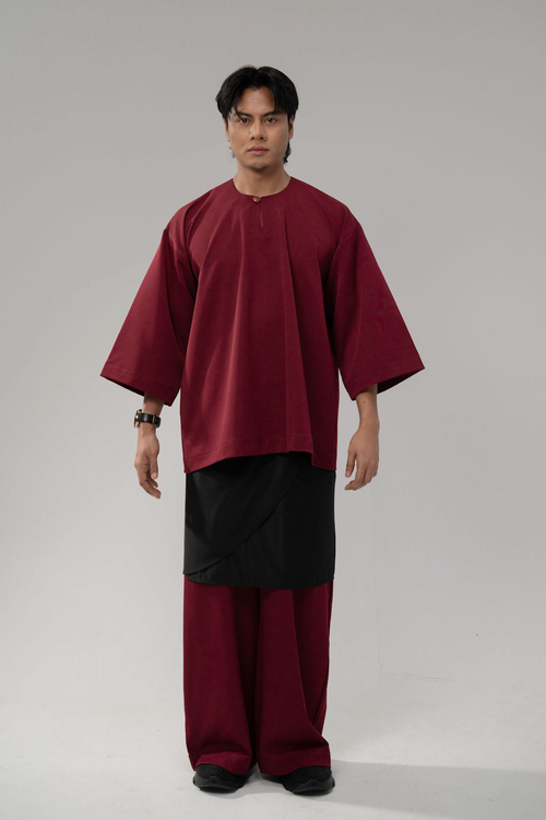 Bentara Baju Melayu in Burgundy