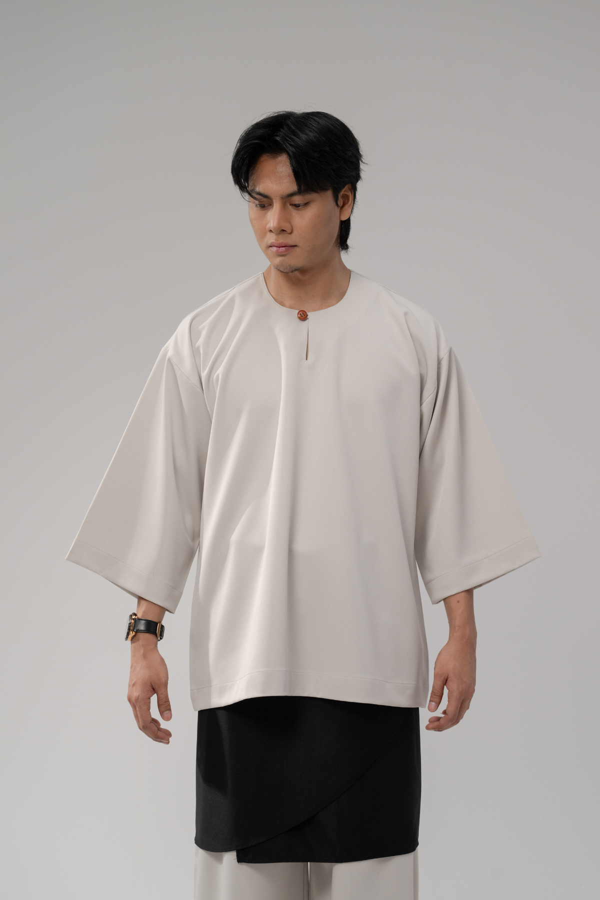 Bentara Baju Melayu in Moonlit Silver