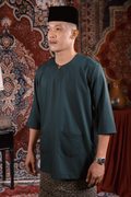 Satria Baju Melayu in Emerald Green