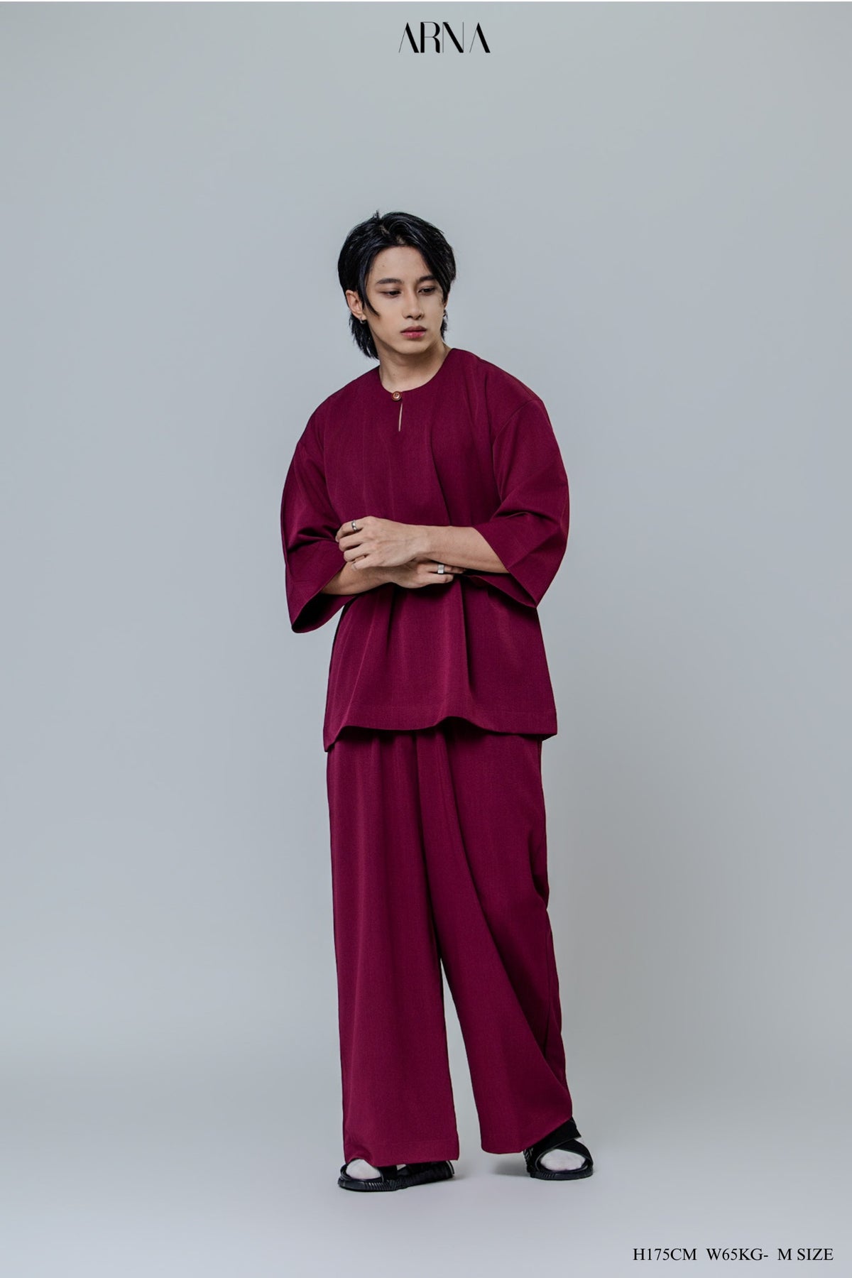 Bentara Baju Melayu in Burgundy
