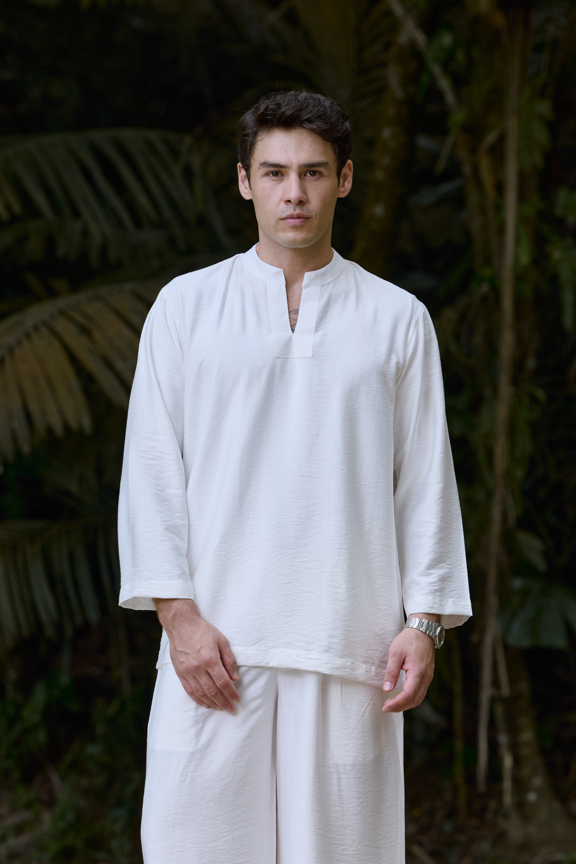 Wiranta Linen Set in White
