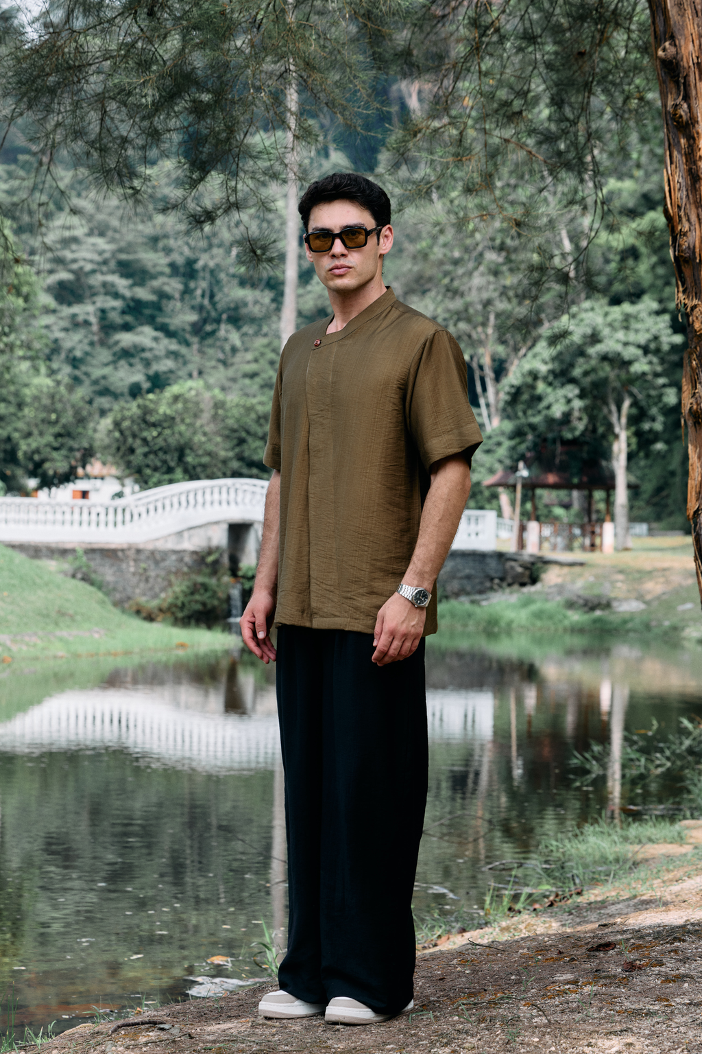 Aruna Linen Shirt in Olive