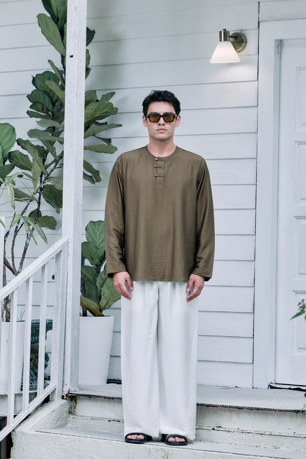 Terra Linen Top in Olive