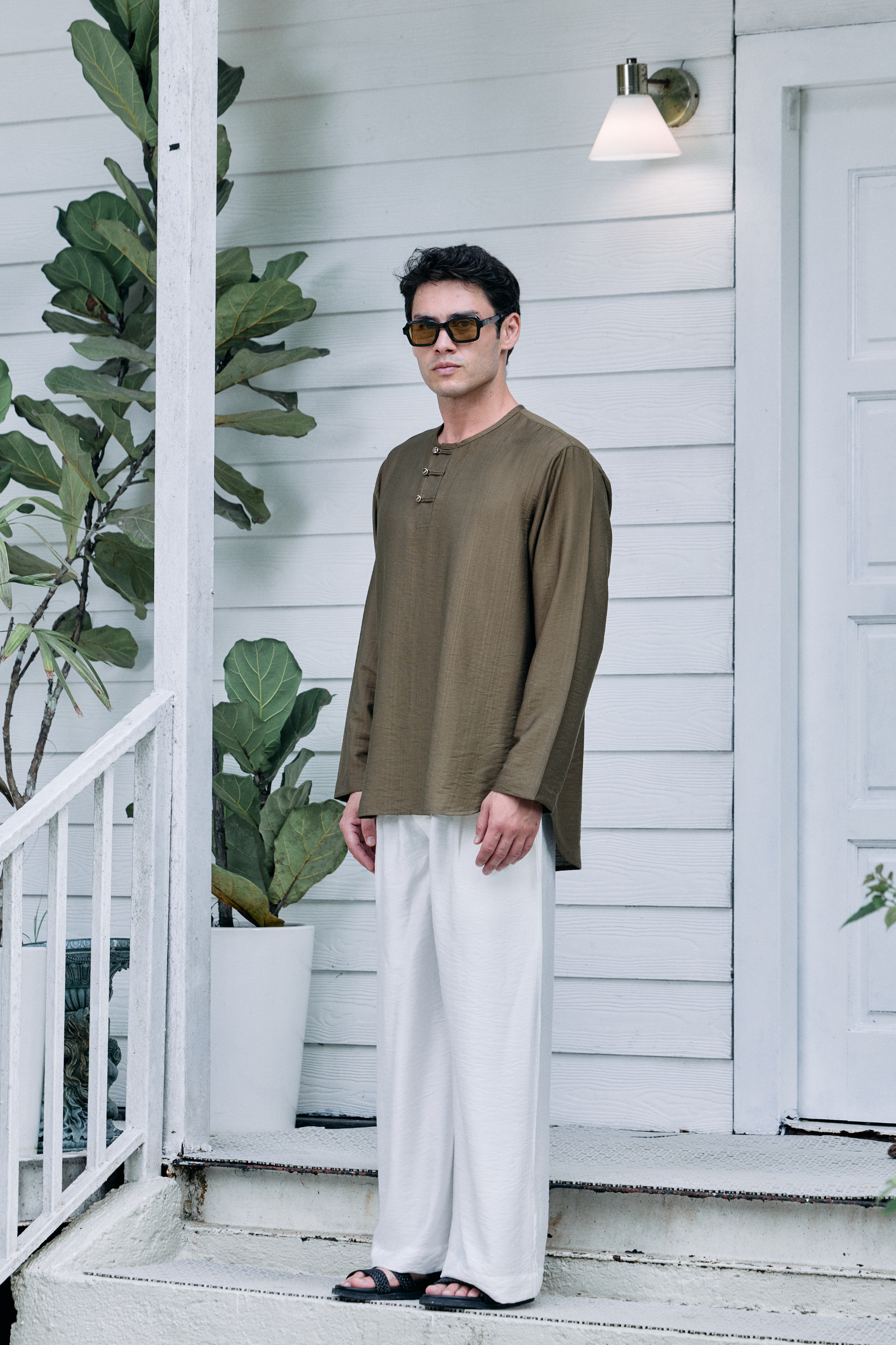 Terra Linen Top in Olive