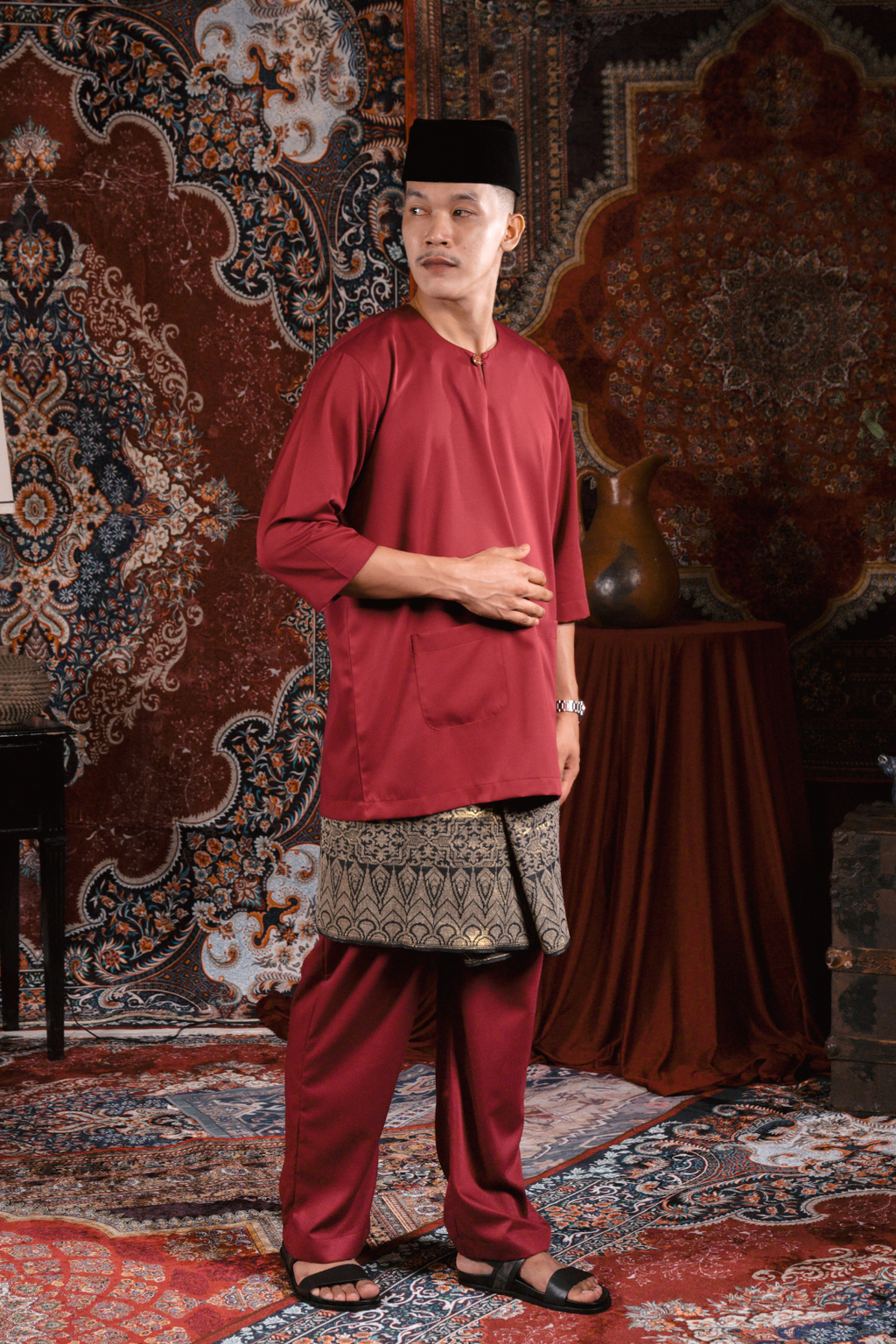 Satria Baju Melayu in Maroon